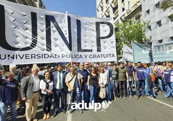 GRAN MARCHA NACIONAL UNIVERSITARIA