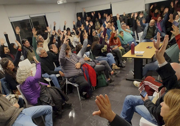 LA ASAMBLEA RATIFICÓ POR UNANIMIDAD EL PARO DE UNA SEMANA